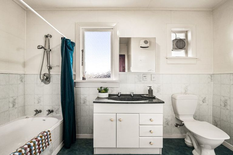 Photo of property in 12 Gloucester Street, Andersons Bay, Dunedin, 9013