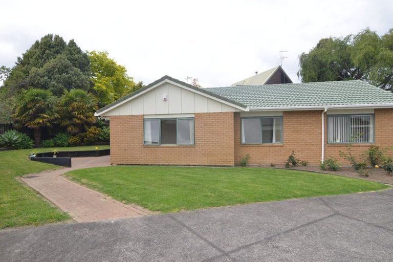 Photo of property in 20a Armagh Road, Blockhouse Bay, Auckland, 0600