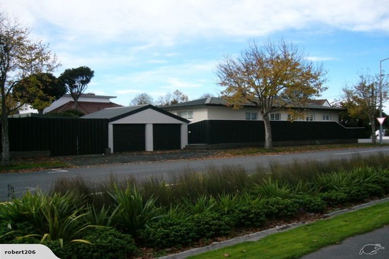 Photo of property in 147 Waimairi Road, Ilam, Christchurch, 8041