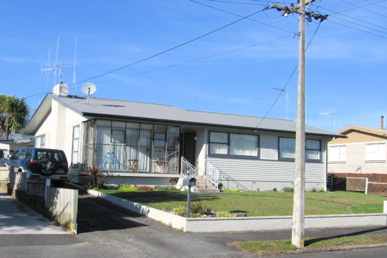 Photo of property in 9 Manapouri Place, Glenview, Hamilton, 3206