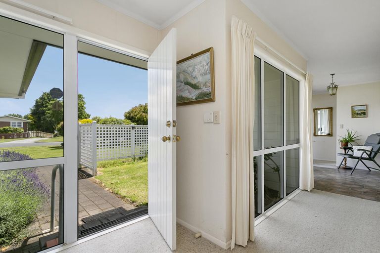 Photo of property in 73 Birch Street, Hilltop, Taupo, 3330