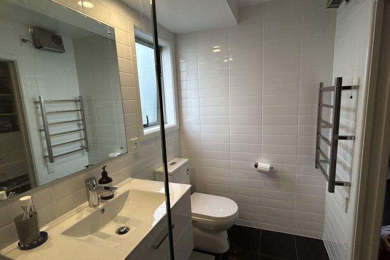 Photo of property in 23 Truby King Street, Merrilands, New Plymouth, 4312