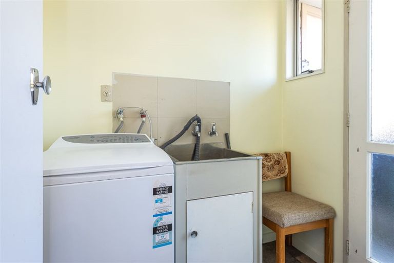 Photo of property in 8a Tamarisk Place, Parklands, Christchurch, 8083