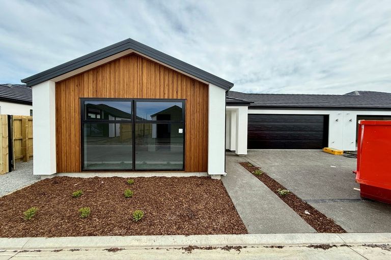 Photo of property in 10 Maple Lane, Rolleston, 7614