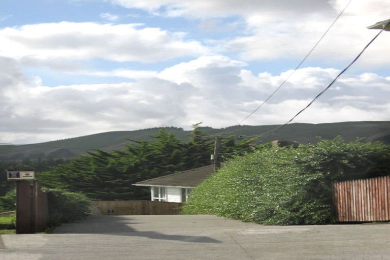 Photo of property in 103 Bedford Street, Cannons Creek, Porirua, 5024