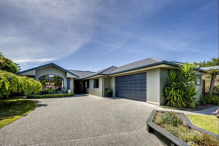 Photo of property in 42 Rochfort Road, Havelock North, 4130