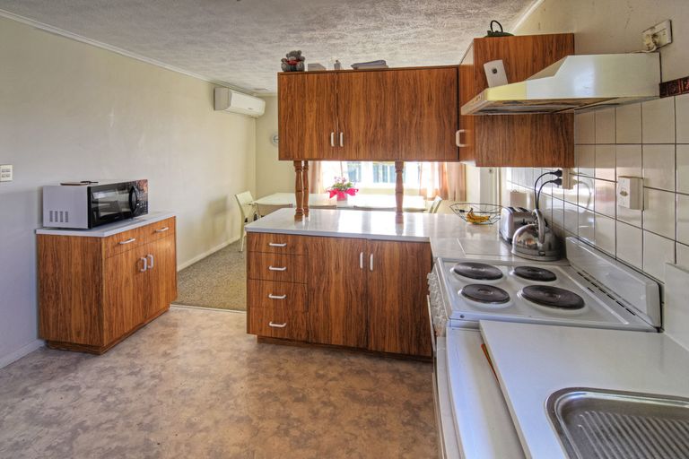 Photo of property in 21 South Belt, Solway, Masterton, 5810