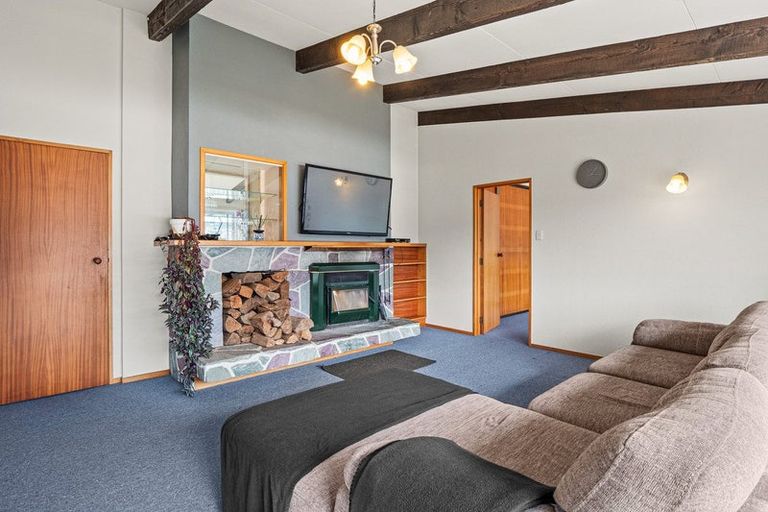 Photo of property in 52 Oregon Drive, Kelvin Heights, Queenstown, 9300