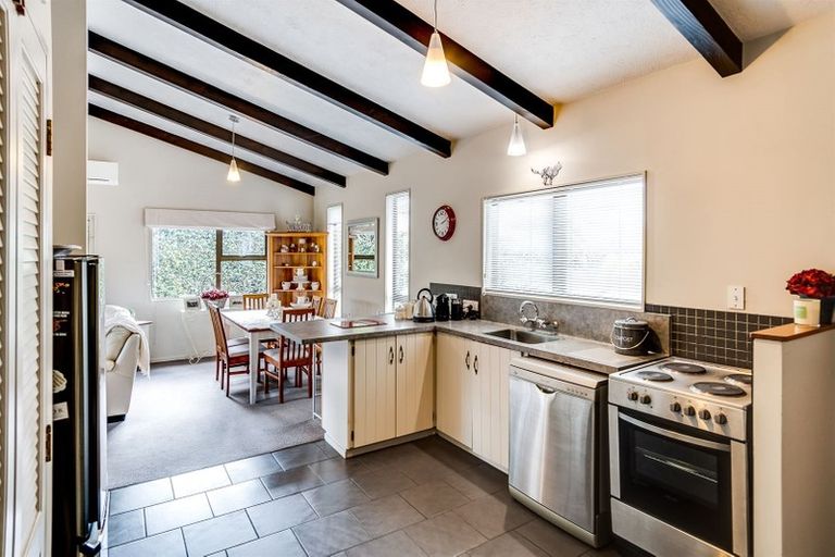 Photo of property in 42c Auckland Road, Greenmeadows, Napier, 4112