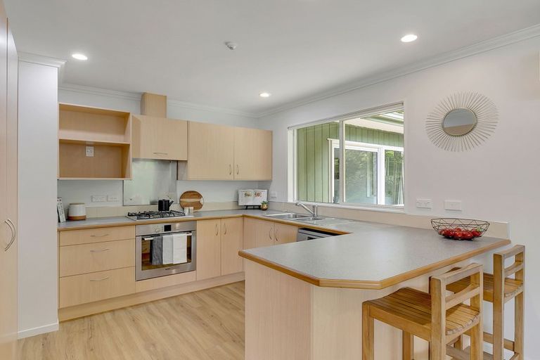 Photo of property in 63a Larsen Crescent, Tawa, Wellington, 5028