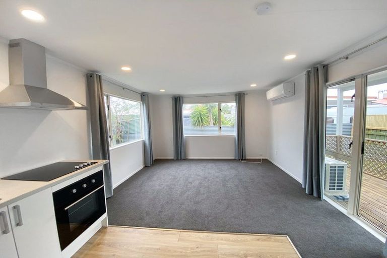 Photo of property in 30 Pembroke Street, Highbury, Palmerston North, 4412