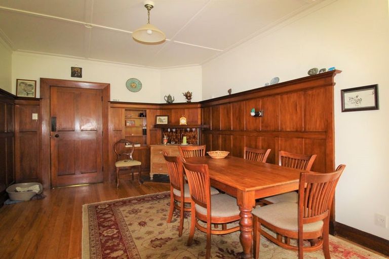 Photo of property in 15 Awamoa Road, South Hill, Oamaru, 9400