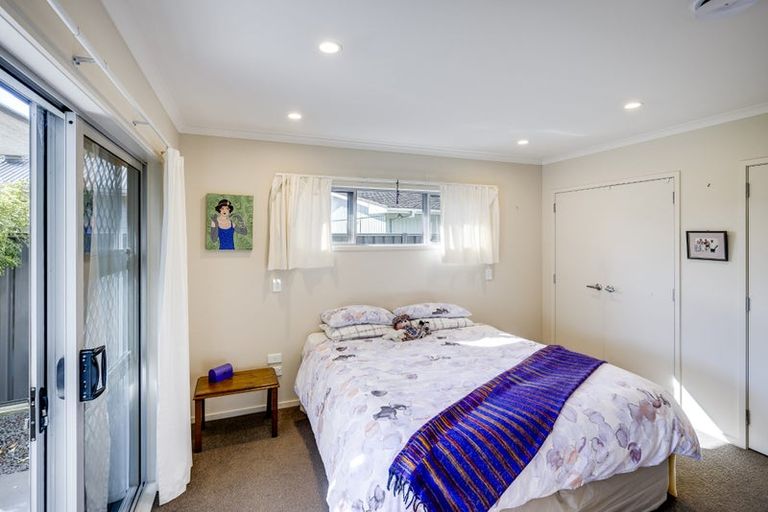 Photo of property in 4 Mcnaughton Place, Onekawa, Napier, 4110
