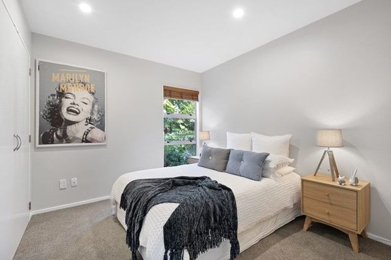 Photo of property in 19j Kabul Street, Khandallah, Wellington, 6035