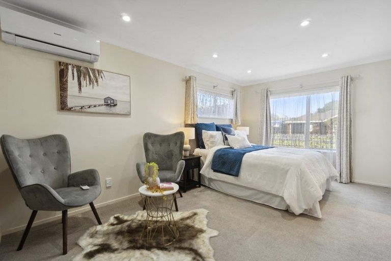 Photo of property in 55 Burswood Drive, Burswood, Auckland, 2013