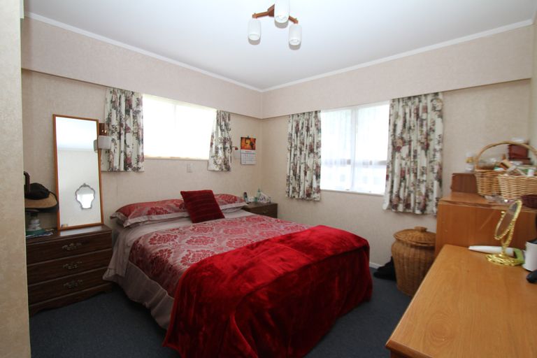 Photo of property in 1/10 Dublin Street, Pukekohe, 2120