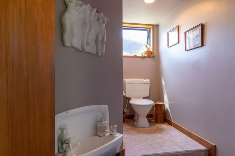 Photo of property in 20 Dart Place, Fernhill, Queenstown, 9300