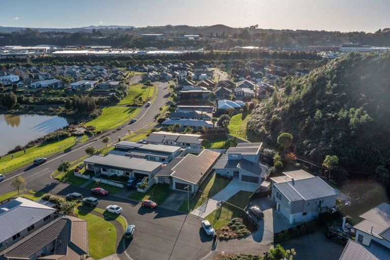 Photo of property in 5 Furl Close, Pyes Pa, Tauranga, 3112