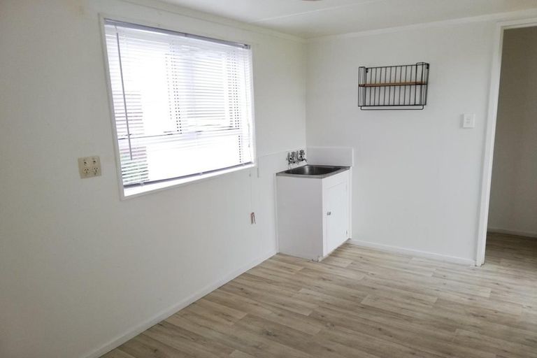 Photo of property in 16 Kipling Street, Johnsonville, Wellington, 6037