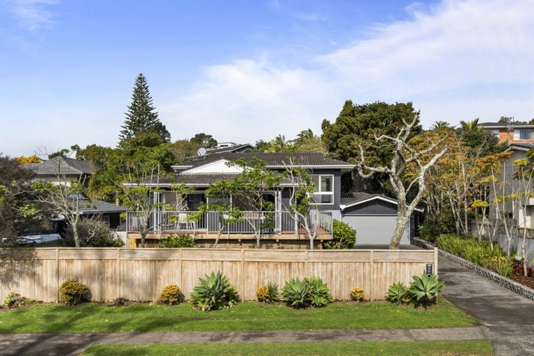 Photo of property in 58 Maxwelton Drive, Mairangi Bay, Auckland, 0630