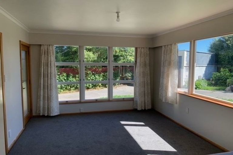 Photo of property in 8 Gebbie Road, Taradale, Napier, 4112