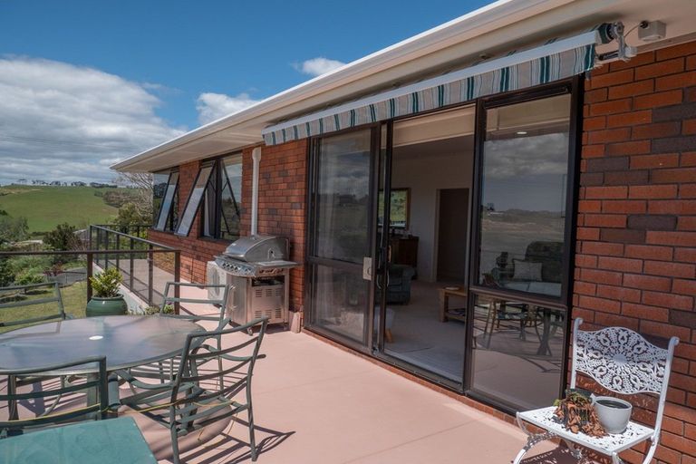 Photo of property in 95 Cable Bay Block Road, Cable Bay, 0420