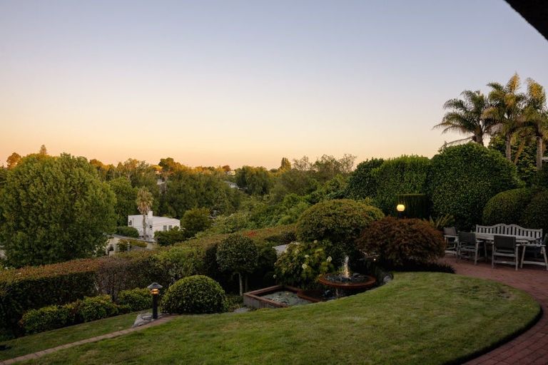 Photo of property in 48 Beerescourt Road, Beerescourt, Hamilton, 3200