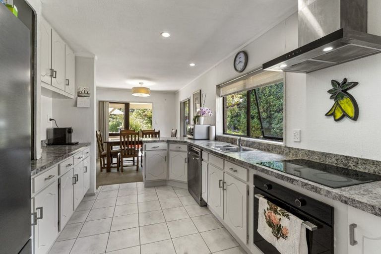 Photo of property in 9 Ratanui Road, Paraparaumu, 5032