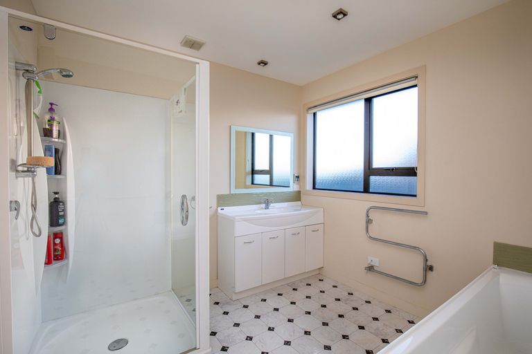 Photo of property in 115 Fache Street, Clyde, 9330