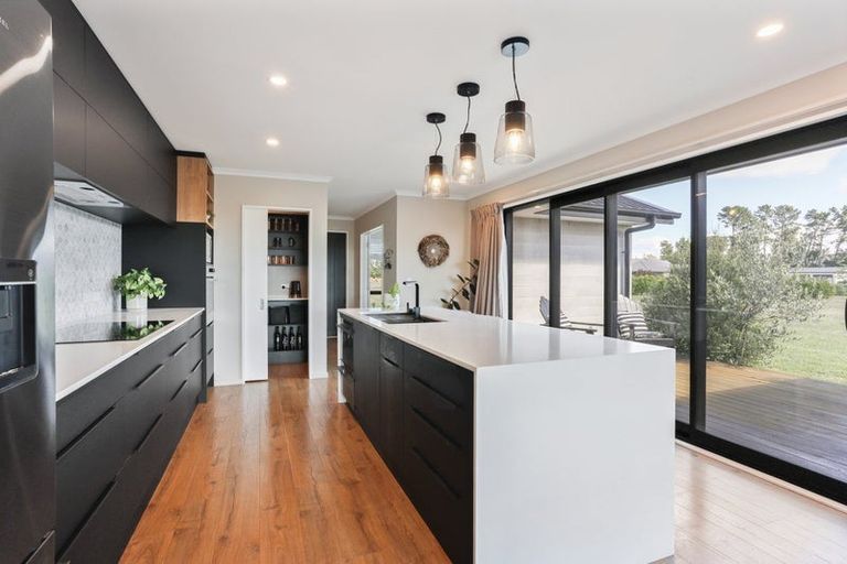 Photo of property in 14 Braeburn Crescent, Swannanoa, Kaiapoi, 7692