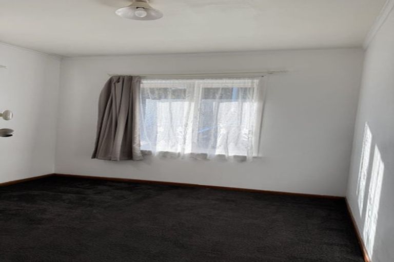 Photo of property in 20a Kenley Place, Avondale, Auckland, 1026