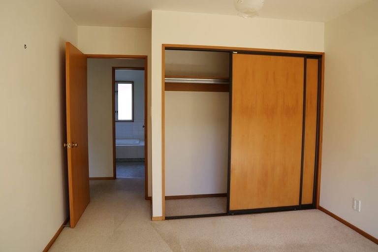 Photo of property in 255 Avonhead Road, Avonhead, Christchurch, 8042