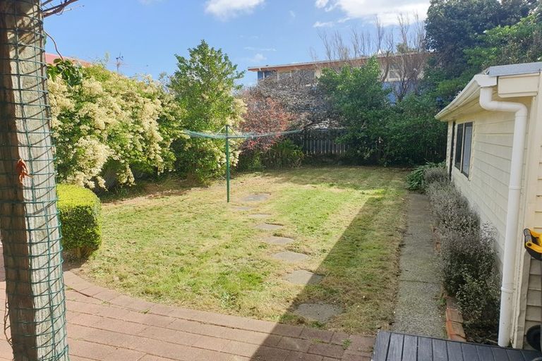 Photo of property in 37 Miro Street, Miramar, Wellington, 6022