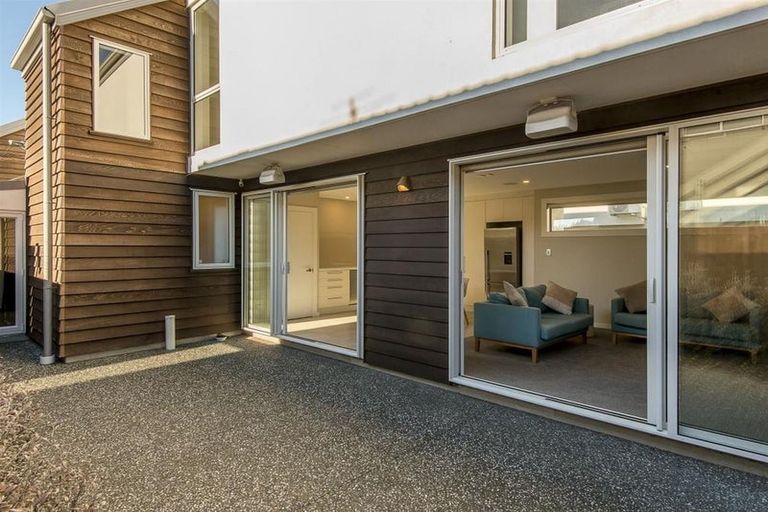 Photo of property in 3/10 Stoneyhurst Street, St Albans, Christchurch, 8014