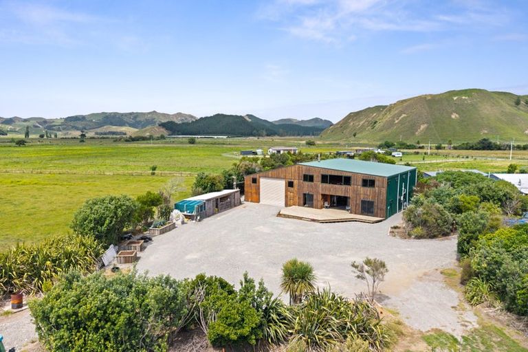 Photo of property in 20b Rangiuia Road, Tolaga Bay, 4077