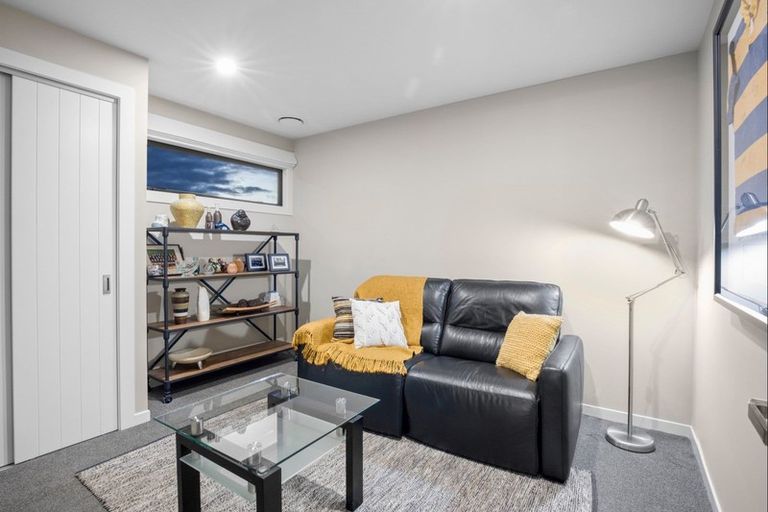 Photo of property in 1 Cunninghams Drive, Jacks Point, Queenstown, 9371