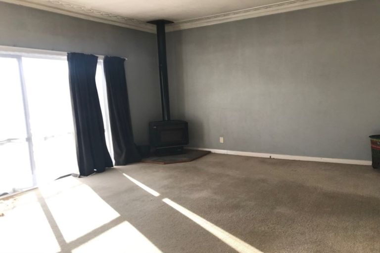 Photo of property in 98-100 Totara Road, Whenuapai, Auckland, 0618