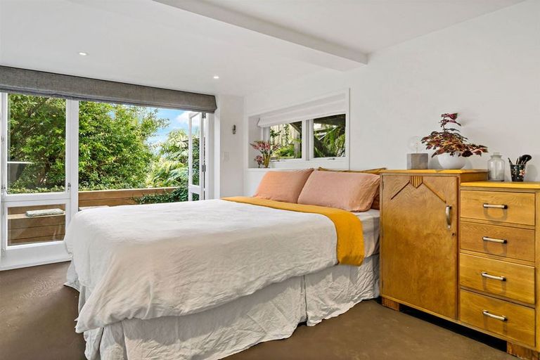 Photo of property in 119 Matipo Road, Te Atatu Peninsula, Auckland, 0610