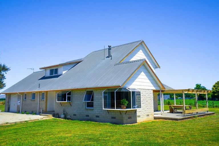 Photo of property in 375 Matawai Road, Waerengaahika, Gisborne, 4071