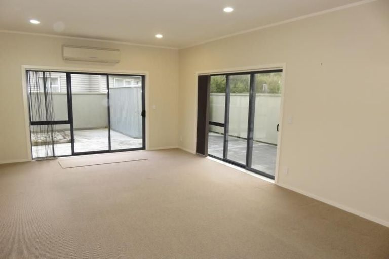 Photo of property in 16b Sim Street, Johnsonville, Wellington, 6037