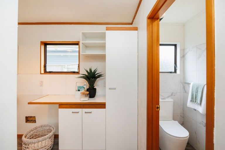 Photo of property in 2 Montgomery Terrace, Hokowhitu, Palmerston North, 4410