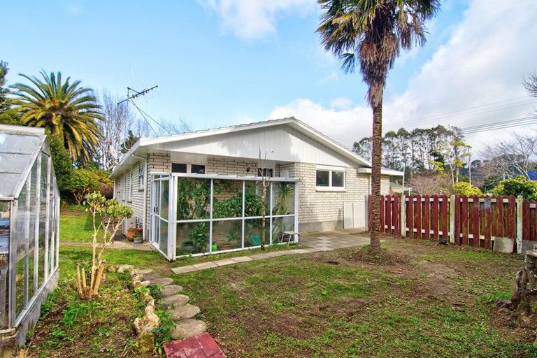 Photo of property in 26 Newman Road, Eketahuna, 4900