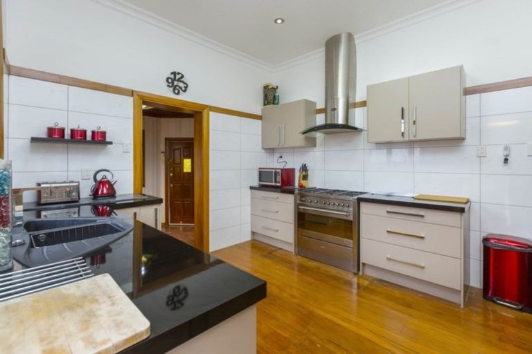 Photo of property in 1 Camp Street, Heretaunga, Upper Hutt, 5018