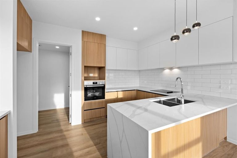 Photo of property in 12 Kautawa Lane, Massey, Auckland, 0614