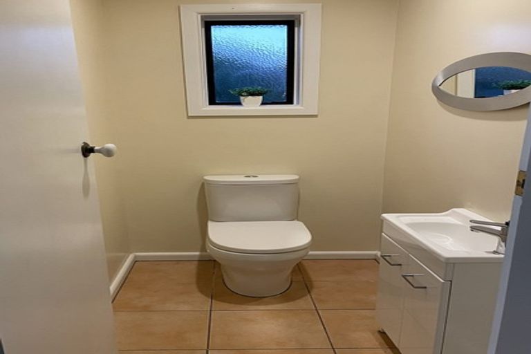 Photo of property in 4 Deloraine Street, Somerfield, Christchurch, 8024