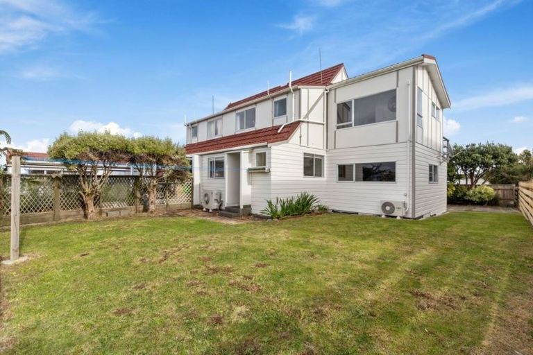 Photo of property in 264b Dowse Drive, Maungaraki, Lower Hutt, 5010