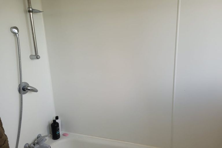 Photo of property in 40 Paterson Avenue West, Pukekohe, 2120