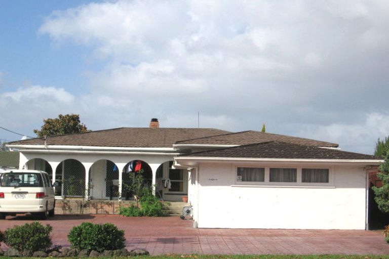 Photo of property in 61 Rathgar Road, Henderson, Auckland, 0610