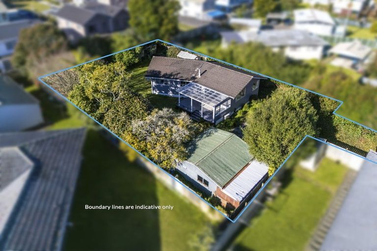 Photo of property in 26 Tabitha Crescent, Henderson, Auckland, 0612