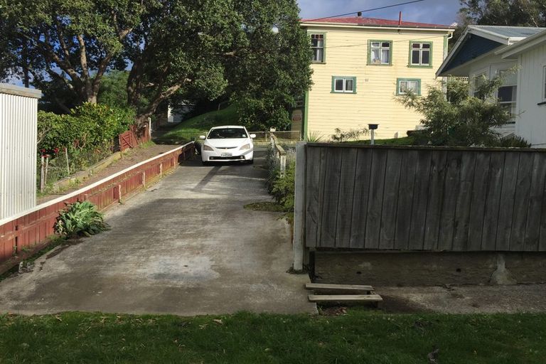 Photo of property in 172 Hanson Street, Newtown, Wellington, 6021